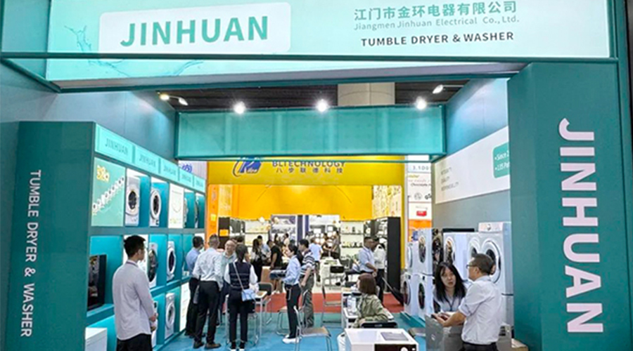 廣交會(huì )第一天！金環(huán)電器吸引世界各地客戶(hù)駐足參觀(guān)交流