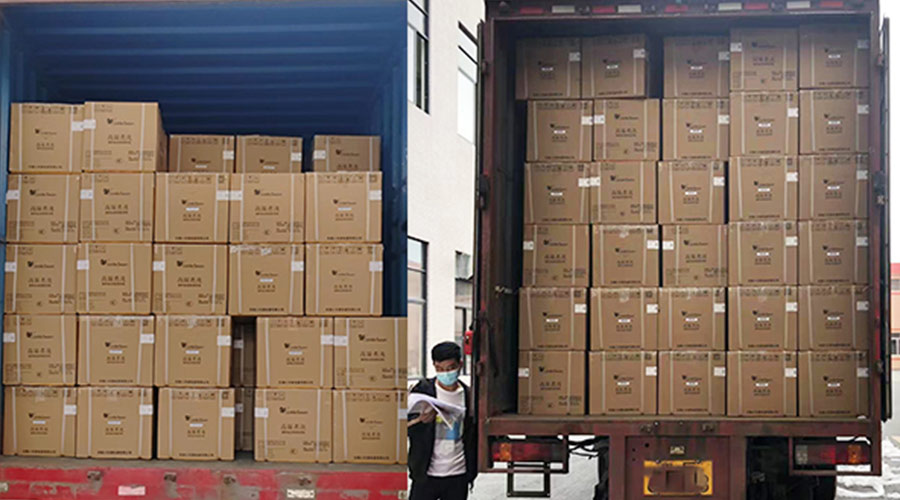 集裝箱裝柜進(jìn)行時(shí)！金環(huán)電器客戶(hù)迷你洗衣機順利發(fā)貨！