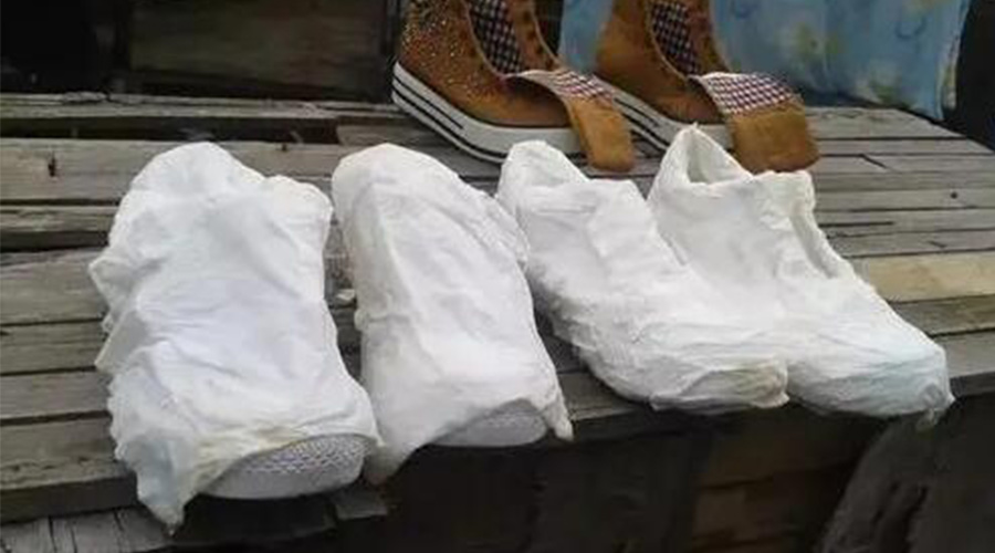 白鞋洗完如何防止變黃？衣物烘干機來(lái)拯救！