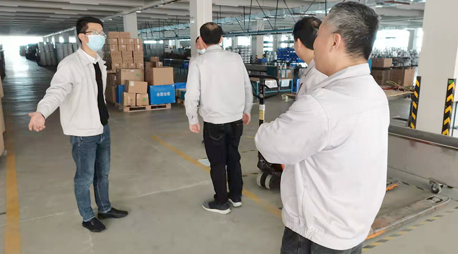 查隱患 防事故！金環(huán)電器領(lǐng)導開(kāi)展節前安全檢查